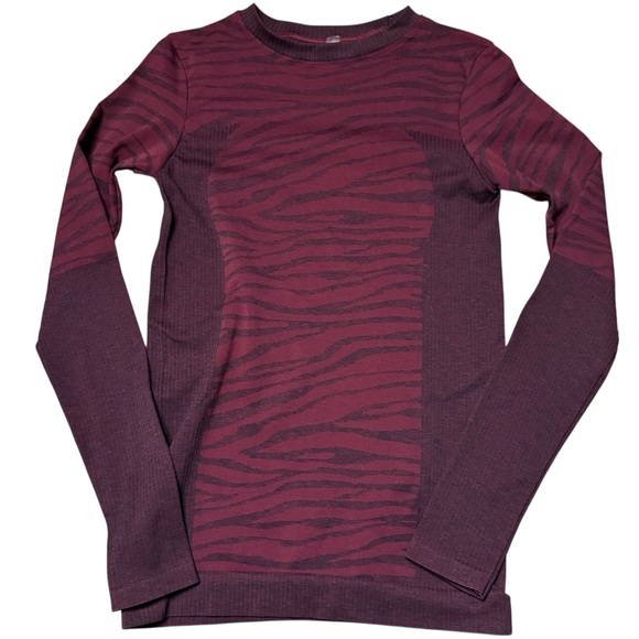 Varley NWT Base Layer Maple Ski Crew Zinfandel Zebra Stripe Long Sleeve Size S - Picture 3 of 7